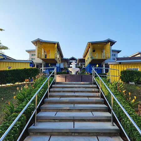 Solesor Kampong Beach Resort Port Dickson Dış mekan fotoğraf