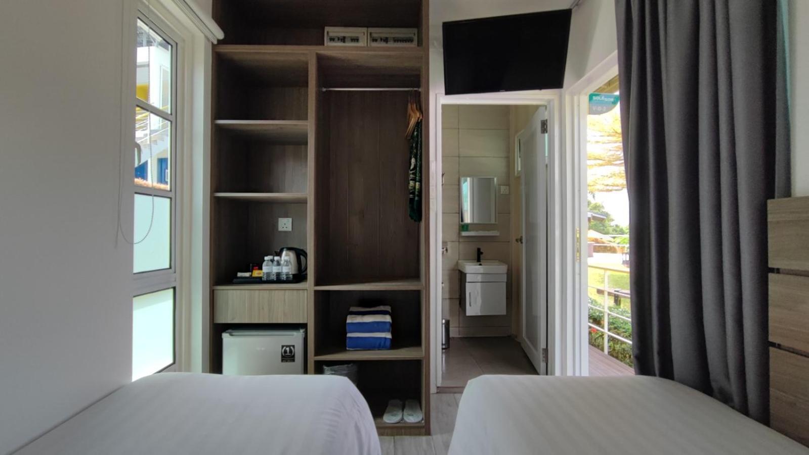 Solesor Kampong Beach Resort Port Dickson Dış mekan fotoğraf