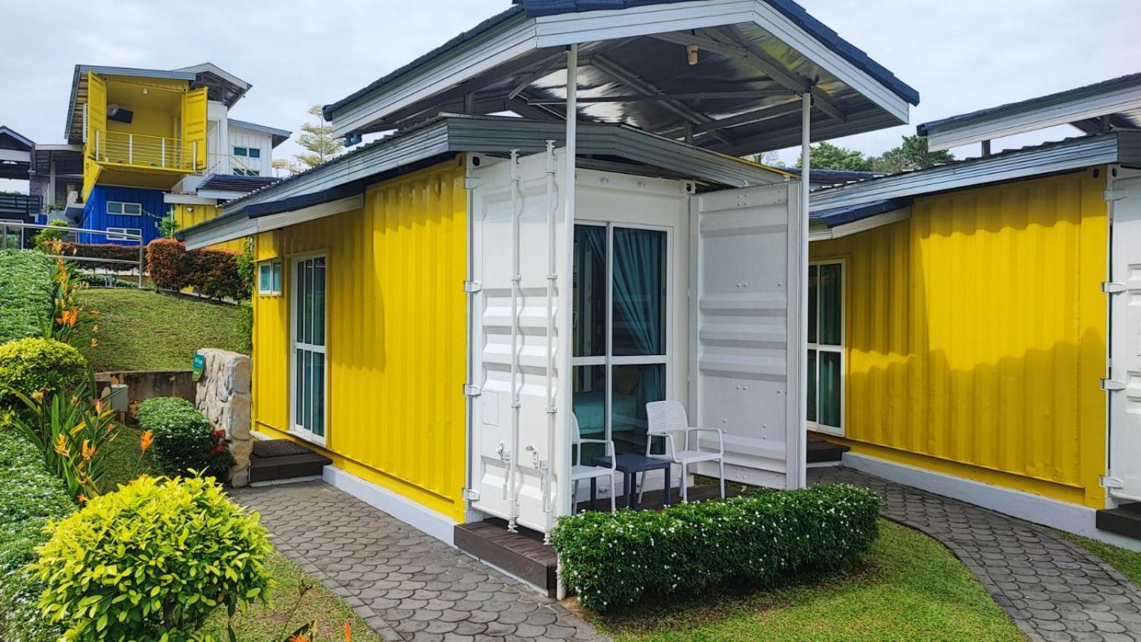 Solesor Kampong Beach Resort Port Dickson Dış mekan fotoğraf