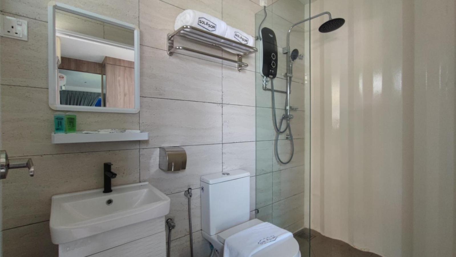 Solesor Kampong Beach Resort Port Dickson Dış mekan fotoğraf