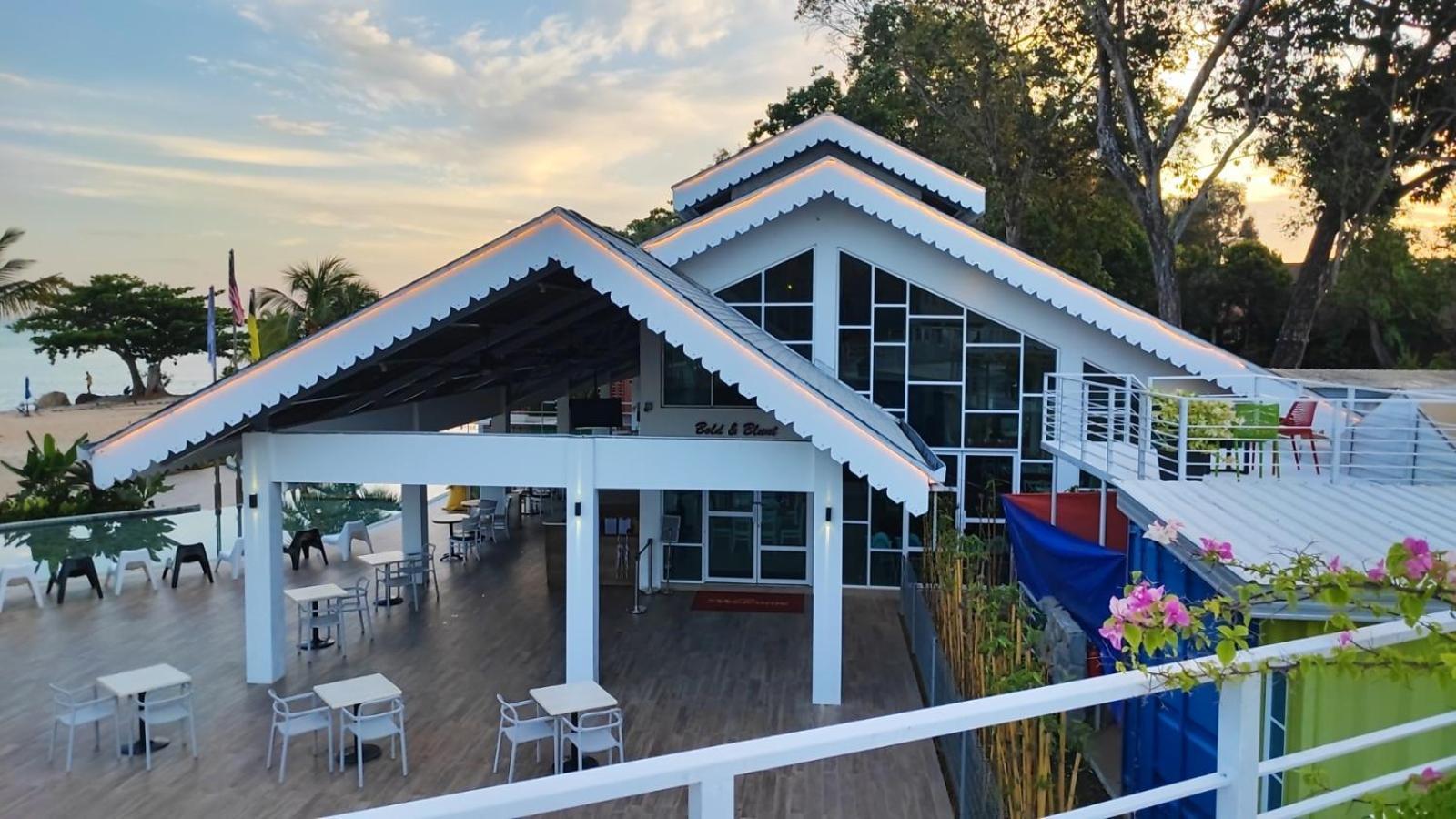 Solesor Kampong Beach Resort Port Dickson Dış mekan fotoğraf